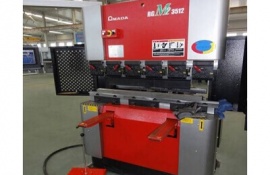 Amada CNC Hydraulic Press Brake RGM2 3512